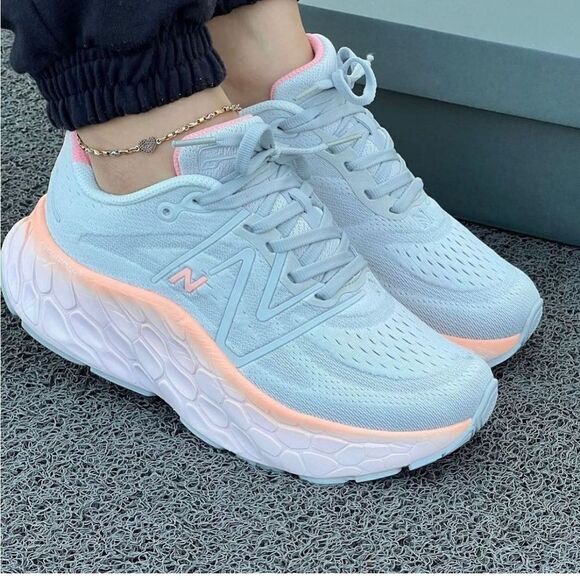 New Balance Shoes - New Balance women's Fresh Foam X More V4 Running Shoe